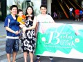 pregnantwalk12