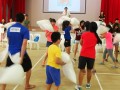 pillowfight18