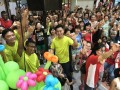 Most People Eating mooncakes (3)