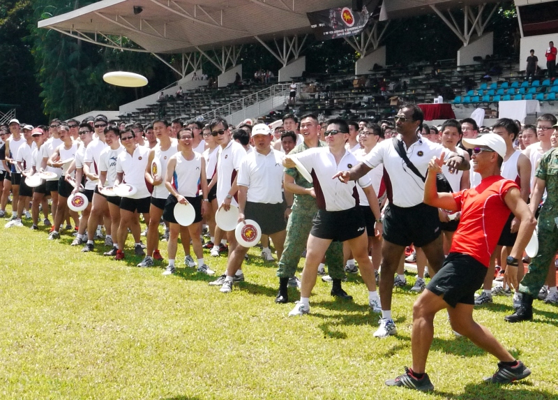Largest Frisbee Wave