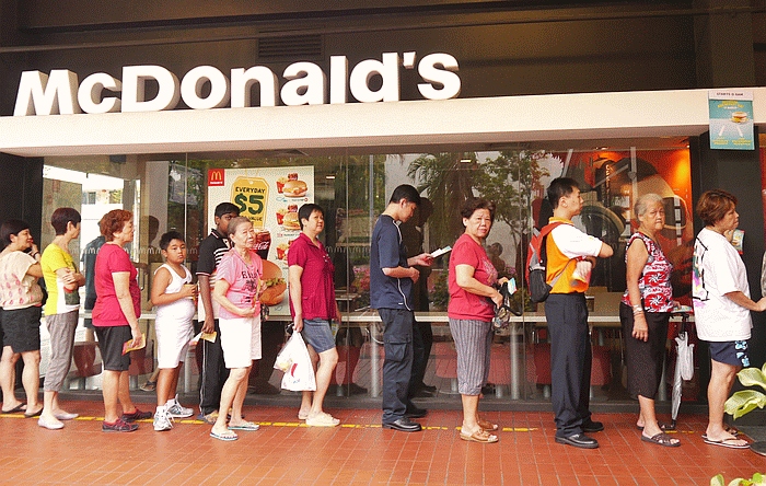 Most Number Of Muffins Given Away