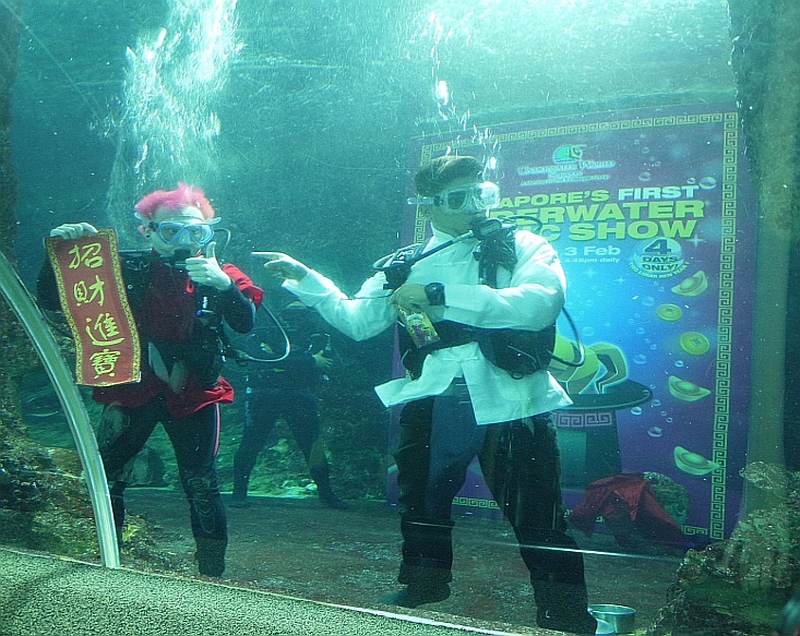 First Underwater Magic Performance
