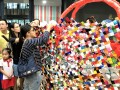 Largest Bag Made Of Recycled Plastic Packaging Materials10