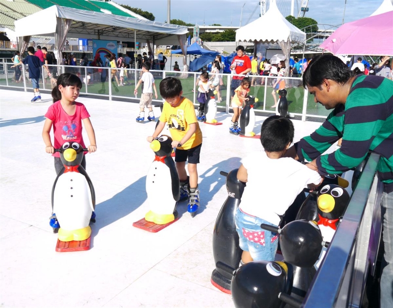 First Outdoor Synthetic Ice Skating Rink