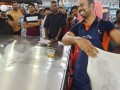 231210-prata-flipping-18
