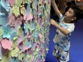 largest collage made of flower-shaped notes (13)