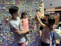 largest collage made of flower-shaped notes (19)