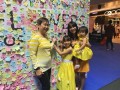 largest collage made of flower-shaped notes (6)