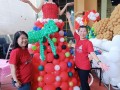 231223-balloon-xmastrees-24