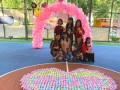 largest display of cupcake towels (22)