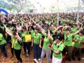 Largest Gathering Of People Wearing Sun Visors (13)