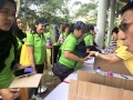 Largest Gathering Of People Wearing Sun Visors (4)