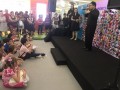 largest wall made of weaved cds (6)
