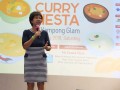 currypuff-eating4