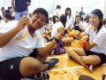 Most Number Of People Eating Oranges