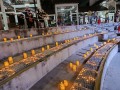 231007-lightingcandles13