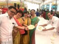 Most No of People Making Roti Prata01 (15)