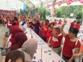 Most Number Of People Painting CDs Together (17)