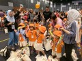 most-number-of-people-playing-cardboard-shakers-5