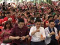 Most Number Of People Tossing Salad Together (4)