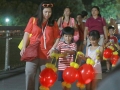 Most Number Of People Carrying Balloon Lanterns