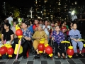 Most Number Of People Carrying Balloon Lanterns