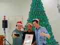 231209-xmastree-cardboardrolls-02