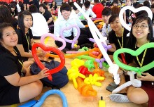 Largest Balloon Sculpting Workshop