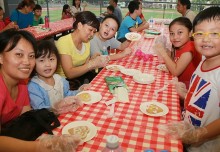 Most Number Of People Decorating Cookies At One Location