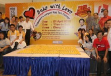 Largest Display Of Egg Tarts