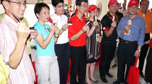 Most Number Of People Using EZ-Link Cards To Tap For Charity