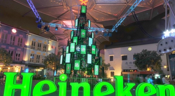 Largest Christmas Tree Made Of TV Screens