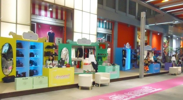 Longest Line Of Wardrobes