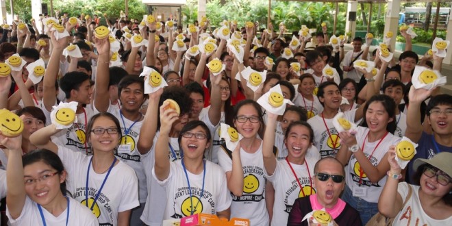 Most Number Of People Eating Donuts Together