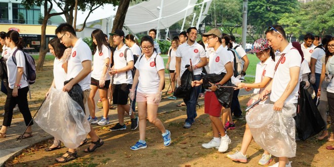 Most Number Of People In A Single-Location Mass Clean-Up