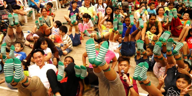 Most Number Of People Posing With Socks In A Similar Pattern