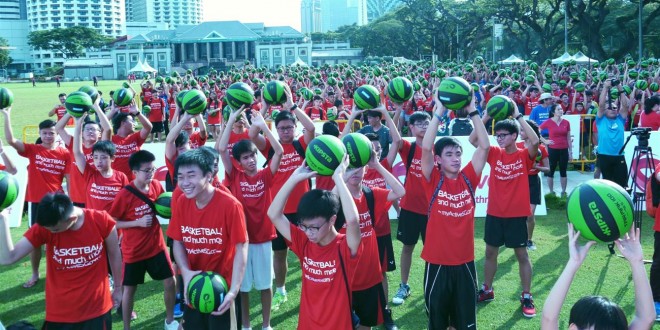 Most Number Of People Bouncing Basketballs Together
