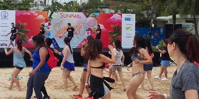 Most Number Of People Applying Sunscreen Together