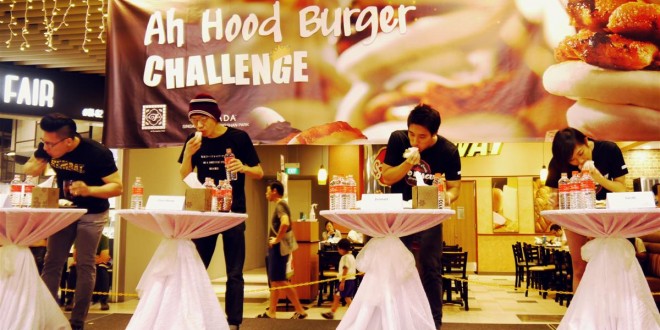 Most Lotus-Leaf Buns Eaten In 10 Mins