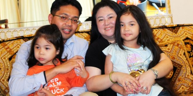 Longest Tandem Breastfeeding For A Mother