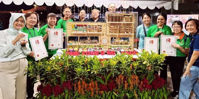 Largest Display Of Food Clay Art Models