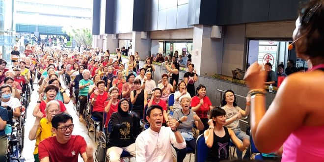 Largest Mass Chair Piloxing