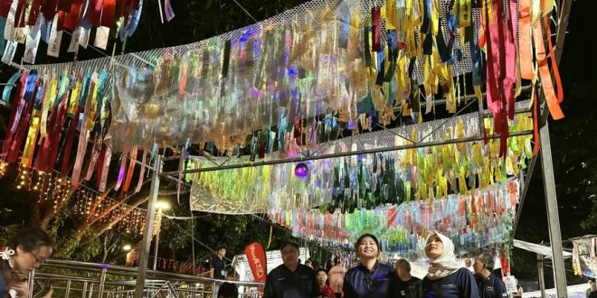 Largest Display Of Hanging Handwritten Ribbons
