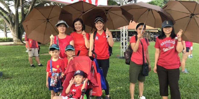 Largest Mass Walk With Umbrellas