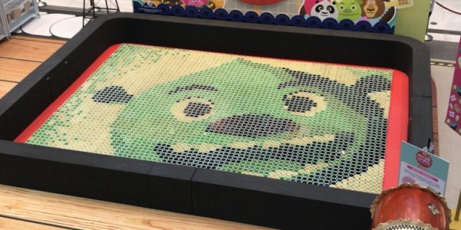 Largest Tea Mosaic