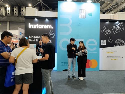 240301-largest-travel-card-03